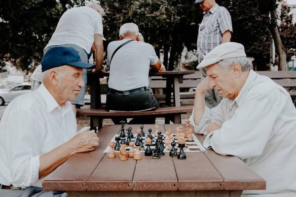 Choisir la bonne résidence sénior pour vos aînés